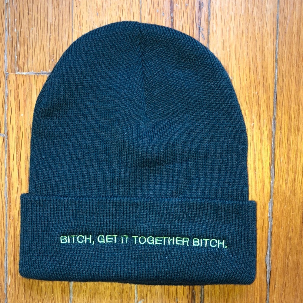 Never been worn, 100% acrylic hat. See pics for measurements.Excellent condition